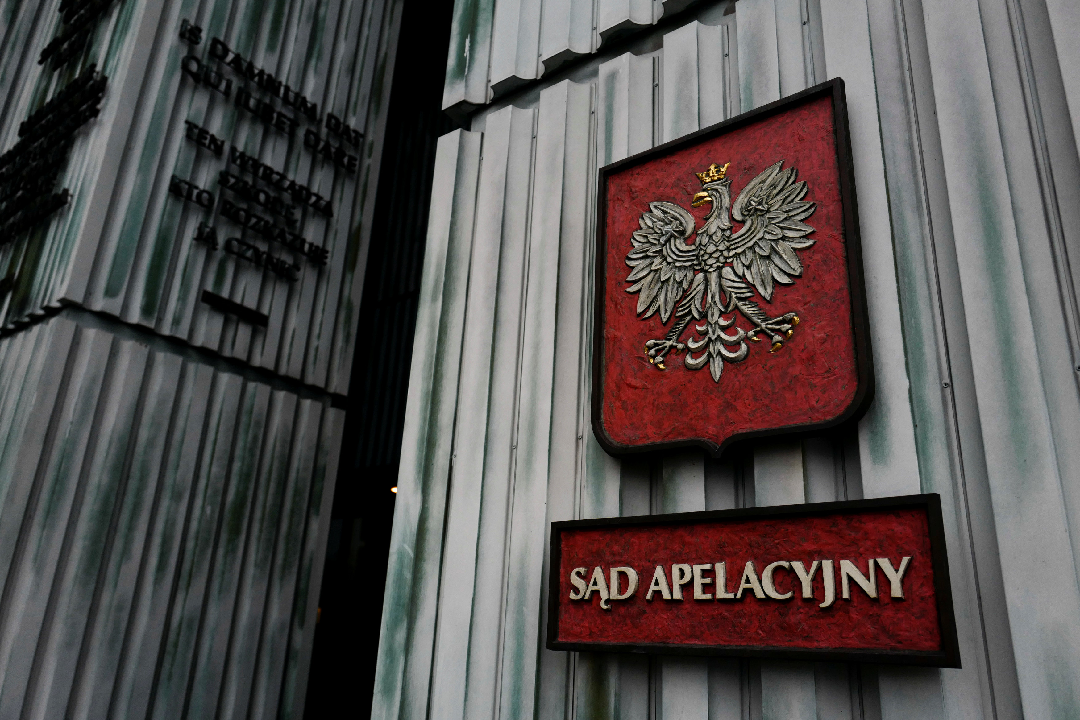 ΕΕ: Οι κυρώσεις που προβλέπονται για την Πολωνία