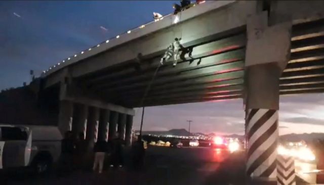 Έξι πτώματα βρέθηκαν κρεμασμένα από γέφυρες στο Μεξικό