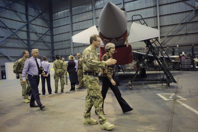 Η Μέι επισκέφθηκε βρετανική βάση στο Ακρωτήρι της Λεμεσού