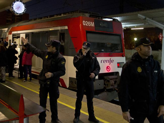 Εκτροχιασμός τρένου κοντά στη Μαδρίτη – Πάνω από 40 τραυματίες