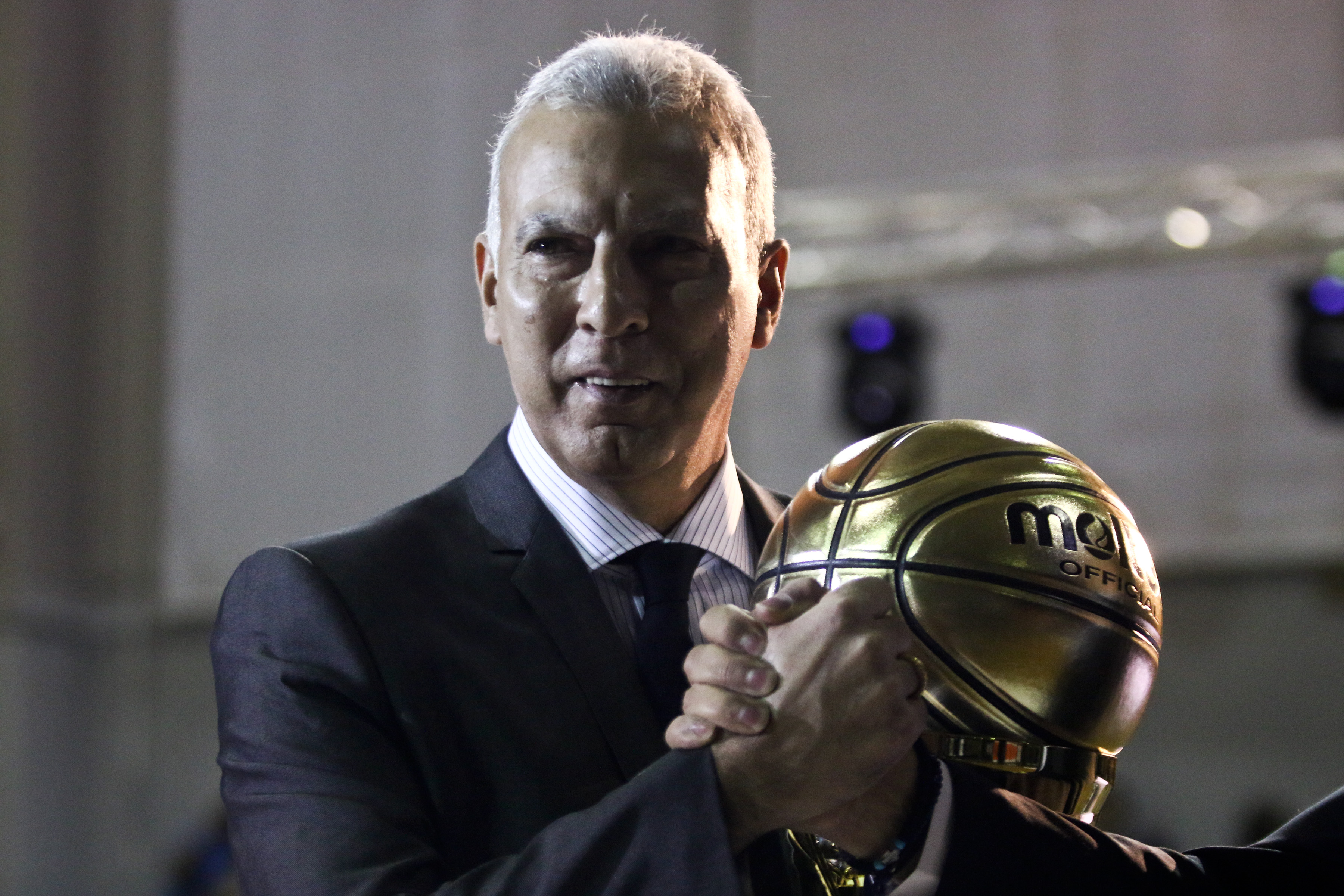 Αποθέωση για το Νίκο Γκάλη στο κλειστό του Αγίου Θωμά