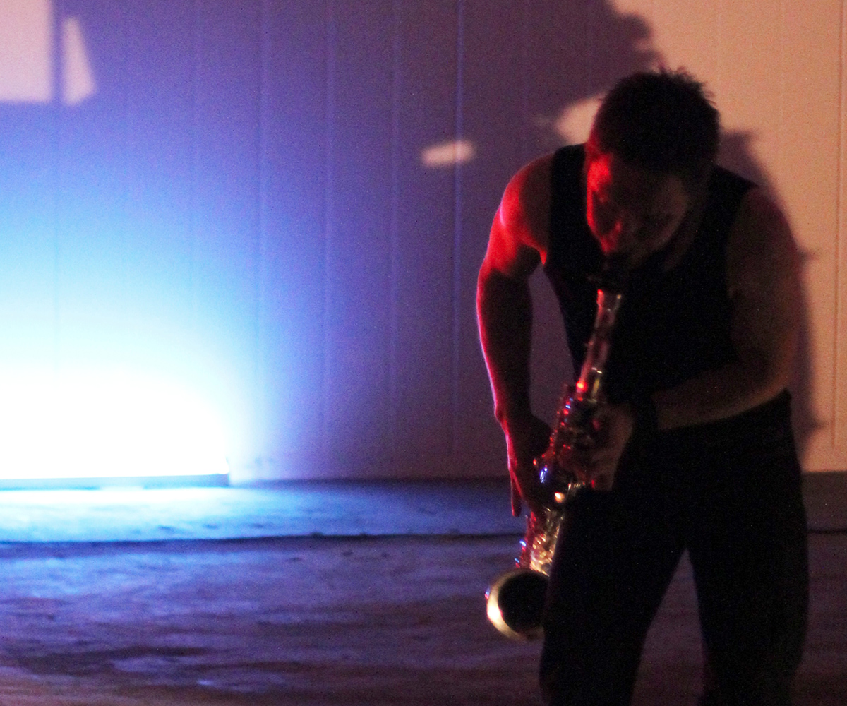 Ουίτι και Ντέηβις 11 Ιανουαρίου στη Στέγη