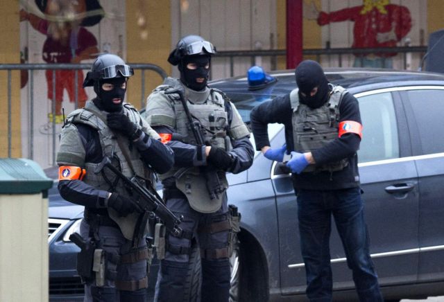 Γαλλία: Συνέλαβαν δυο νέους που σχεδίαζαν επιθέσεις