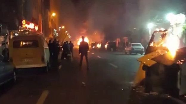 Απειλεί η ιρανική κυβέρνηση τους διαδηλωτές μετά τα επεισόδια