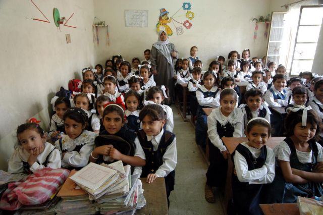 Απαγορεύτηκαν τα Αγγλικά στα δημοτικά σχολεία του Ιράν