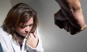 Ανησυχητικές διαστάσεις της ενδοοικογενειακής βίας στην Ελλάδα