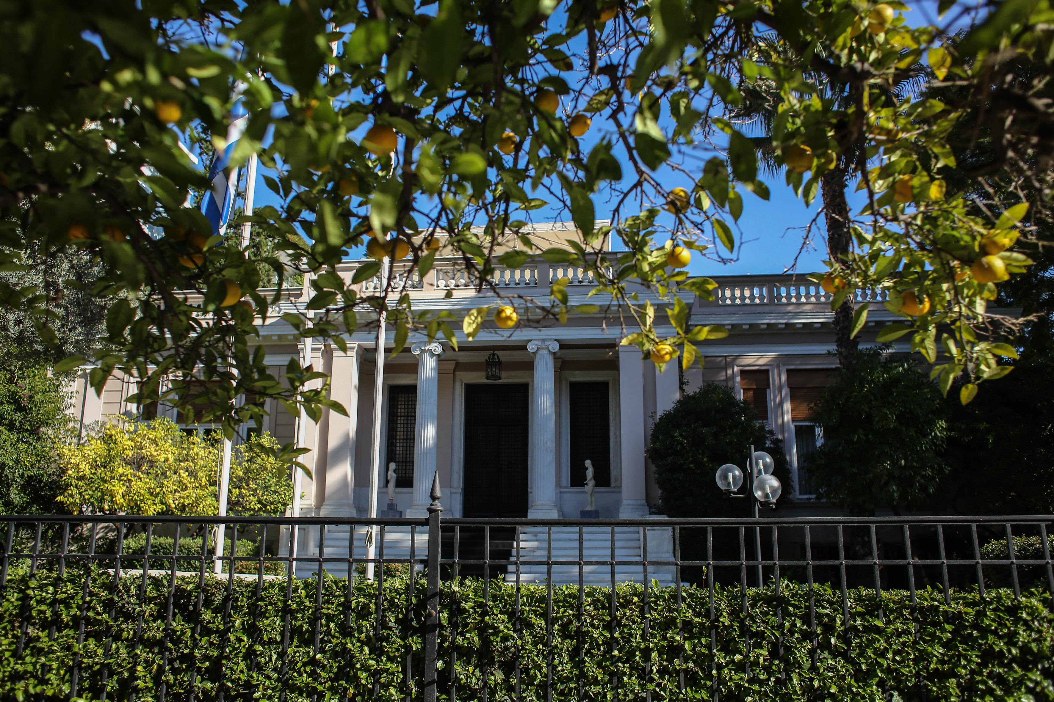 Ολοκληρώθηκε η ενημέρωση των πολιτικών αρχηγών για την ΠΓΔΜ