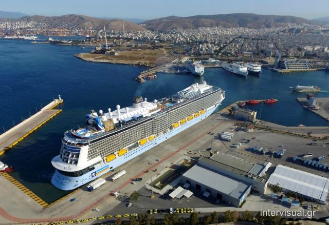 Δεκατέσσερις νέες ναυτιλιακές στον Πειραιά
