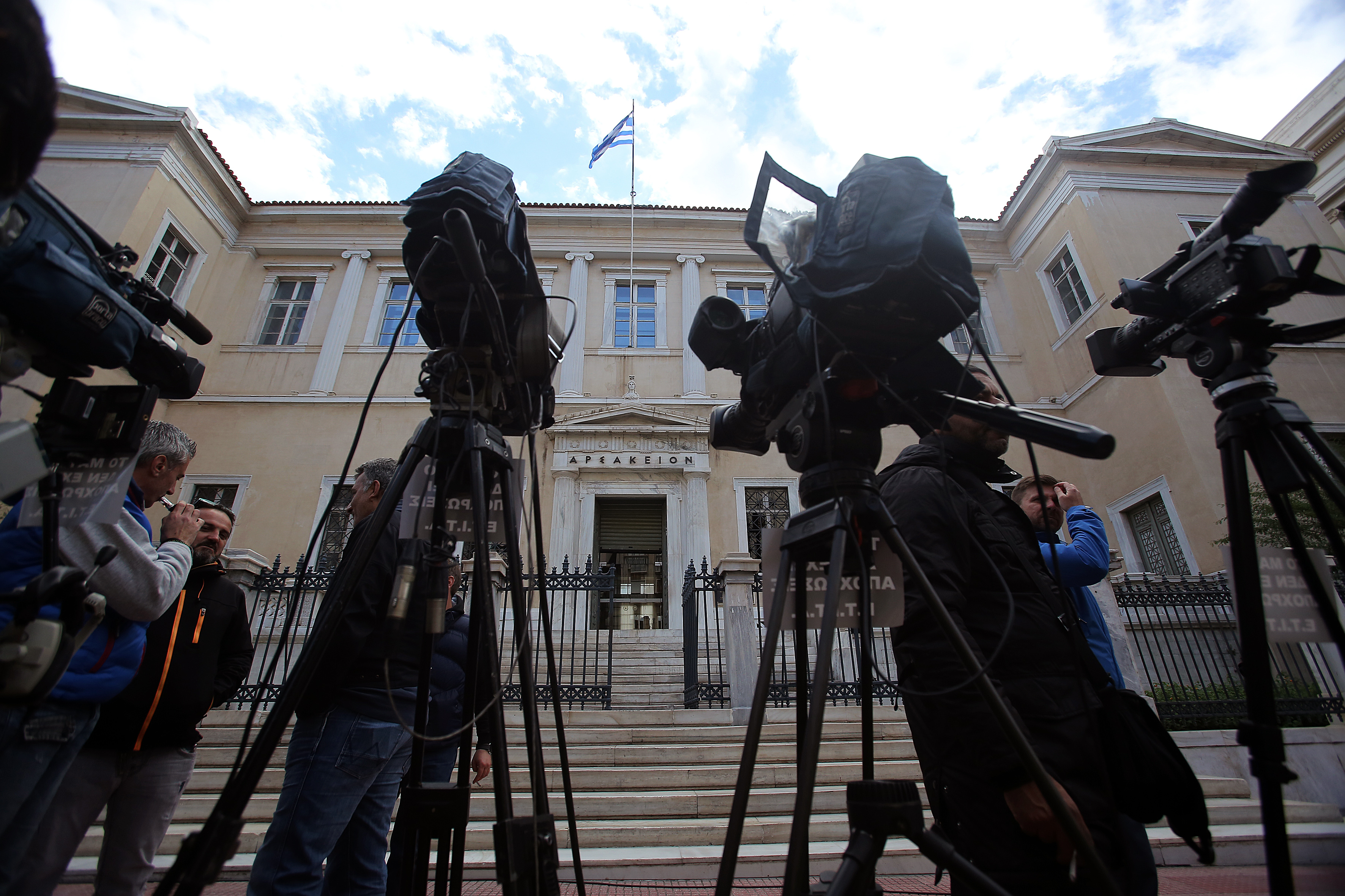 ΕΣΡ: Εκπνέει την Πέμπτη η προθεσμία για τηλεοπτικές άδειες