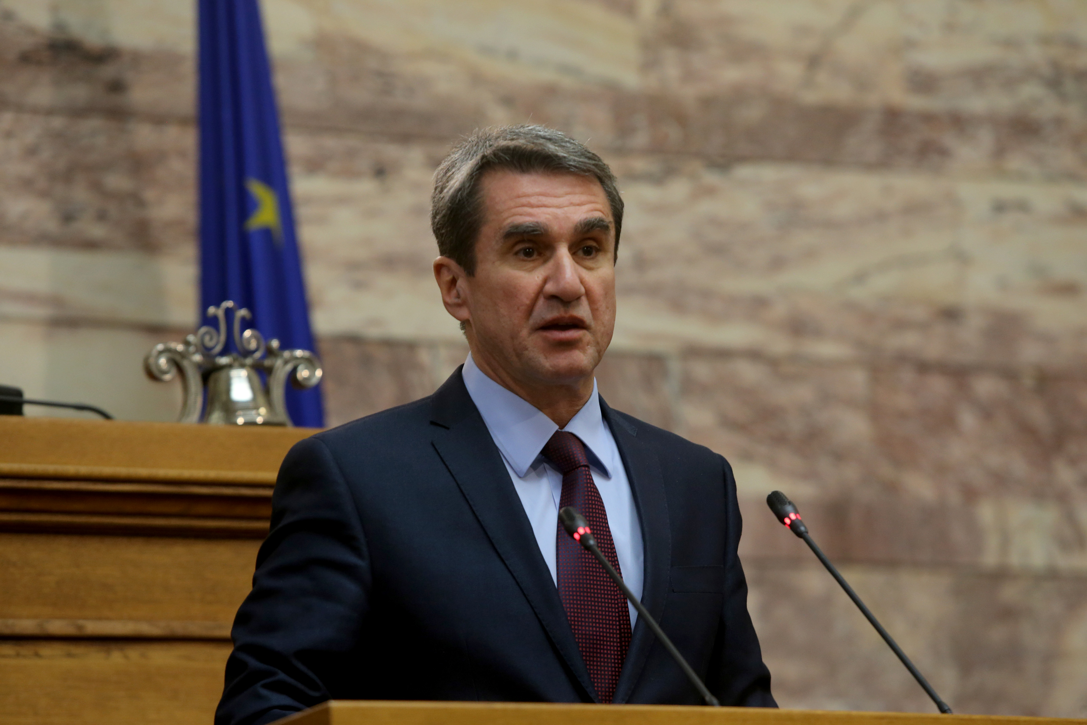 Λοβέρδος: Πιθανή έμμεση έκδοση των οκτώ τούρκων στρατιωτικών