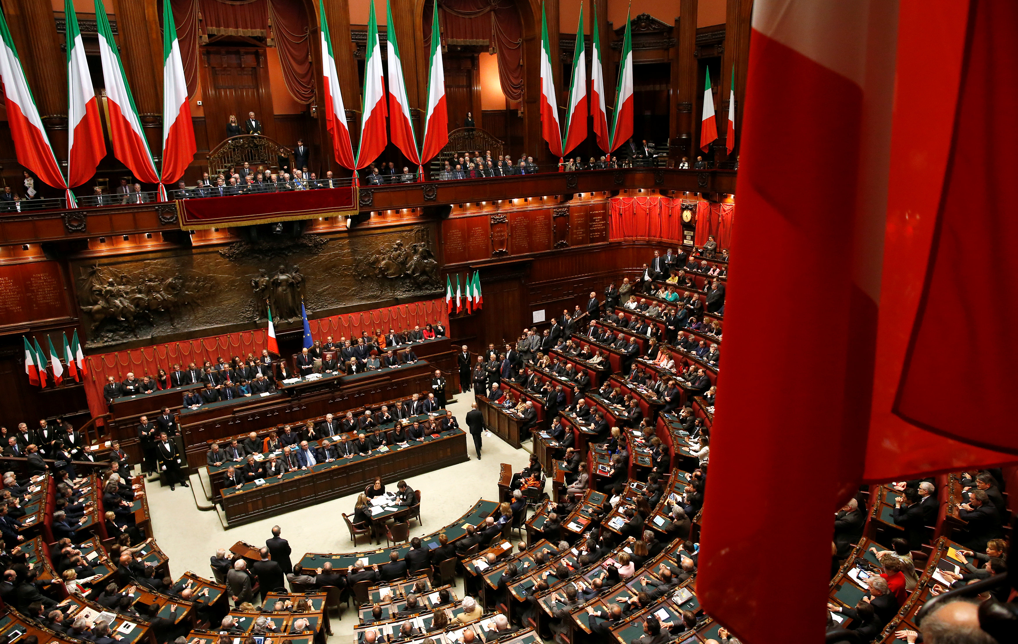 Διπλές εκλογές στην Ιταλία – Προβλήματα με συμμαχίες Κεντροαριστεράς