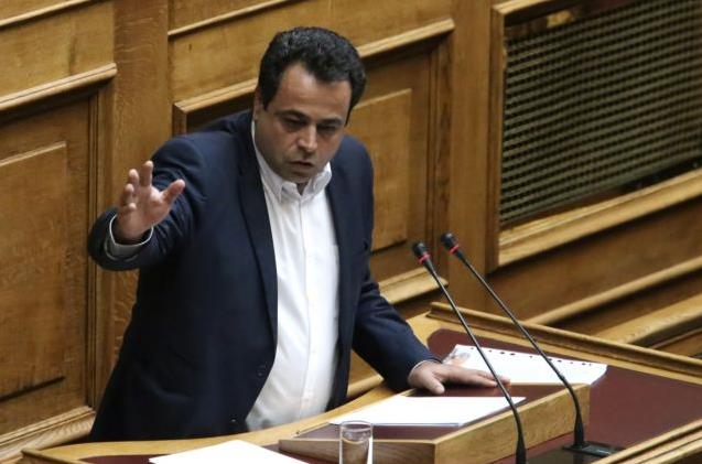 Σαντορινιός: Καθιέρωση νησιωτικού ισοδύναμου σηματοδοτεί καλύτερη χρονιά για τους νησιώτες