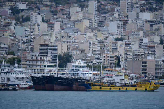 Ανέλκυση δύο ναυαγίων από το Πέραμα μετά από 30 χρόνια