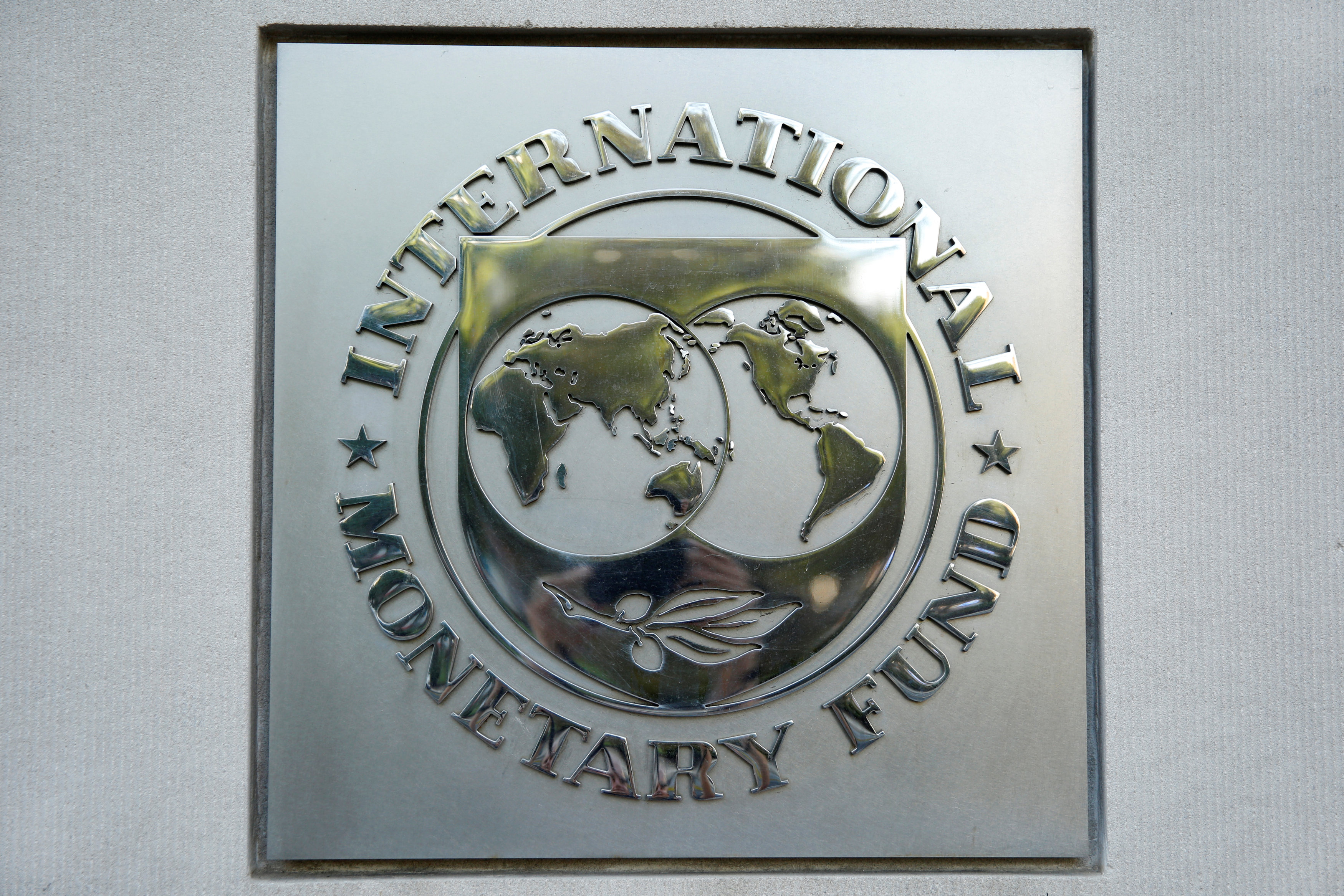 ΔΝΤ: Στο 3,9% αναβάθμισε την παγκόσμια ανάπτυξη την επόμενη διετία