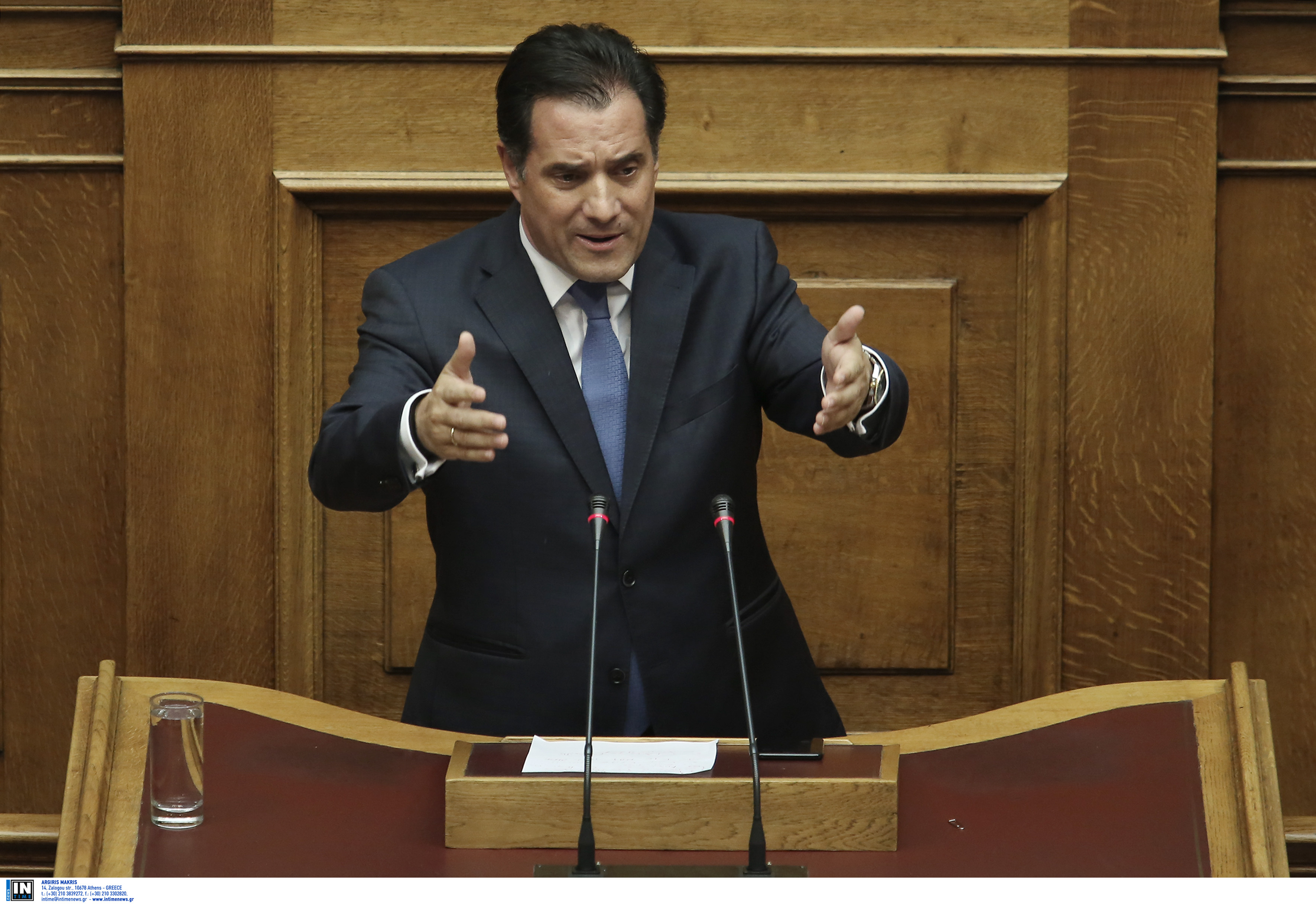 Ο Άδωνις με νέο βίντεο θυμίζει τη διγλωσσία Τσίπρα για Ισραήλ