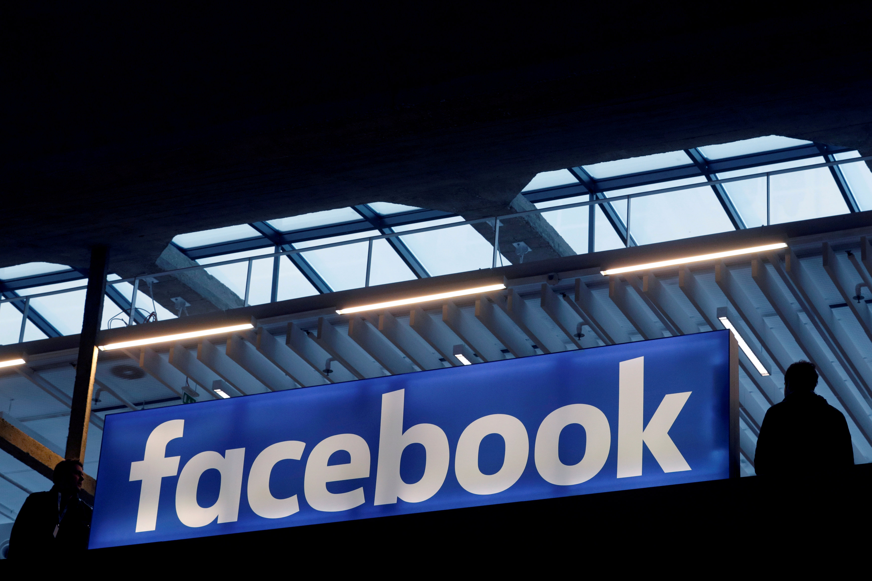 Facebook: Ποιους πλήττει το αντίο σε εταιρείες και εκδότες