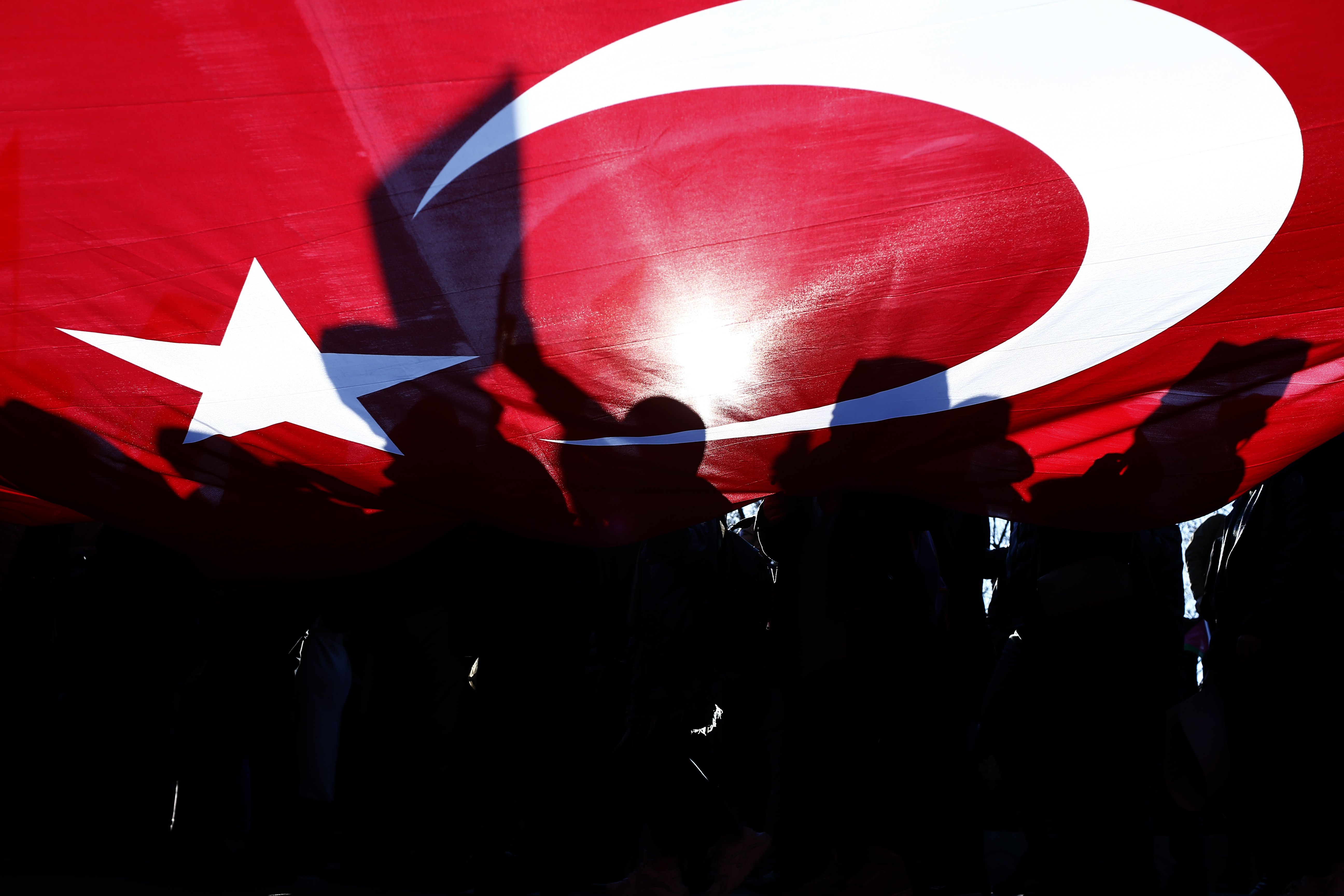 Τουρκία: Αίτημα έκδοσης μάρτυρα κατηγορίας στη δίκη του τραπεζίτη