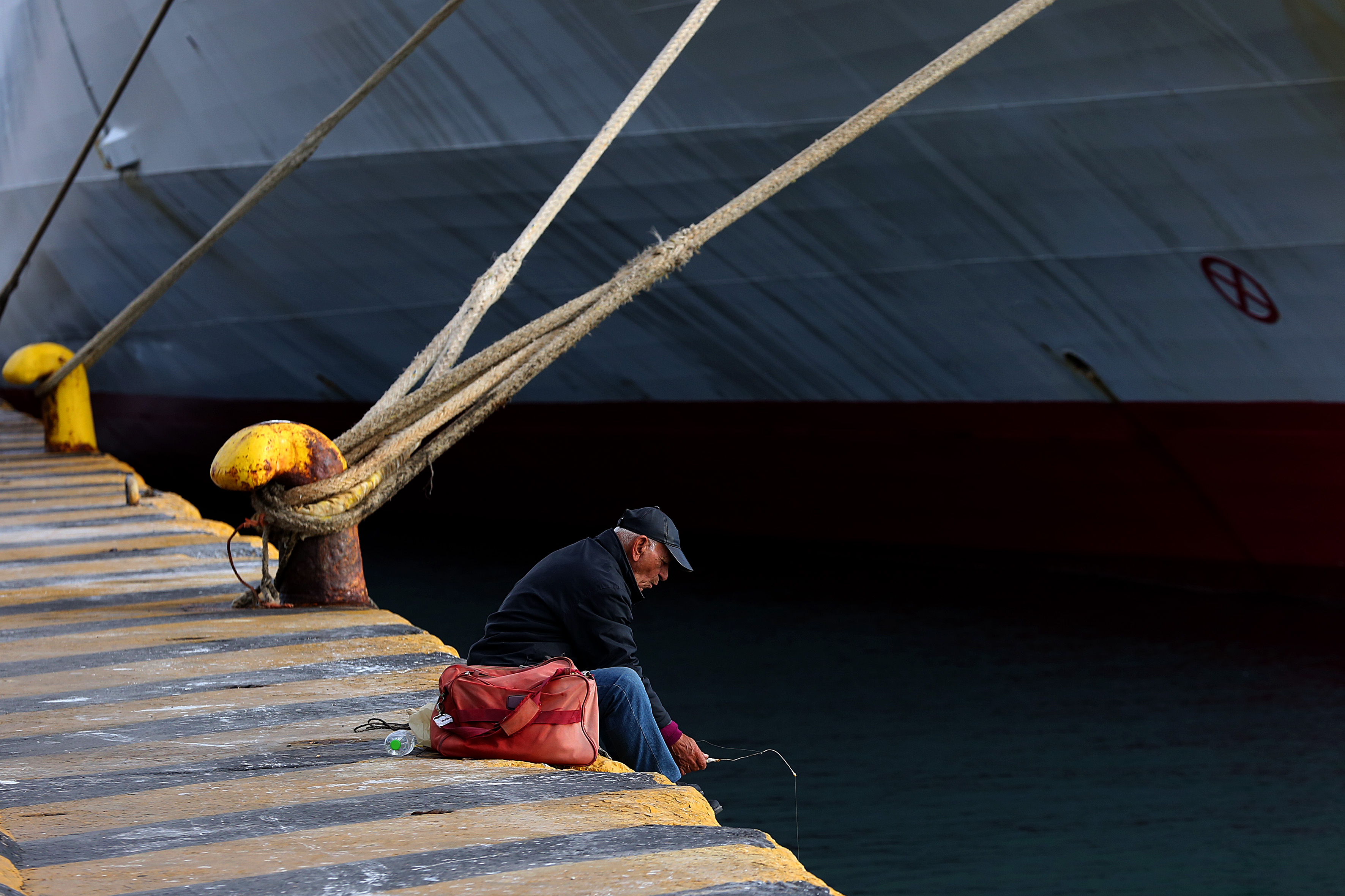 Δεμένα τα πλοία την Παρασκευή σε Κέρκυρα και Ηγουμενίτσα