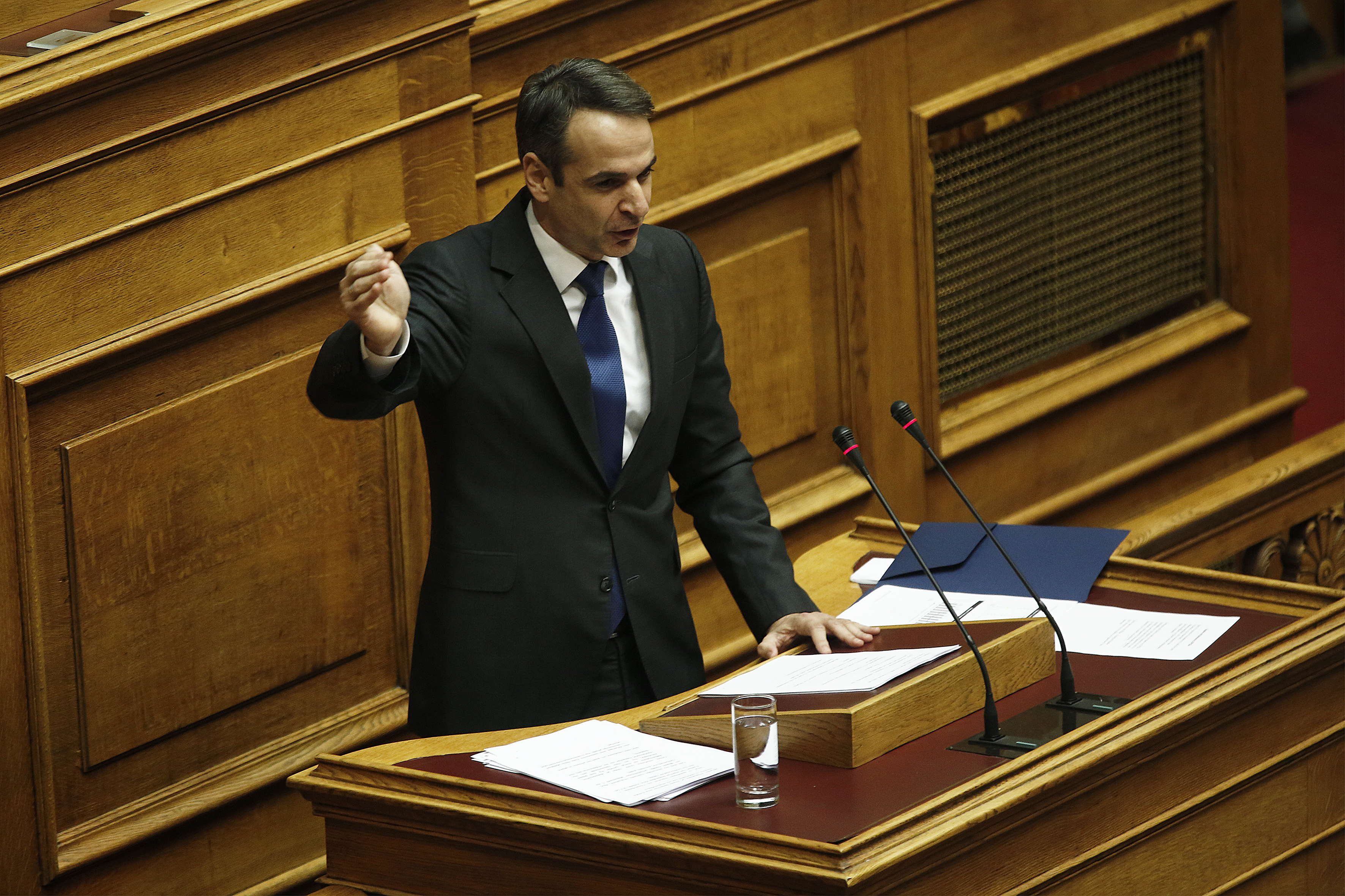 ΝΔ: Ανεβάζει τους τόνους για ΠΓΔΜ και θέματα καθημερινότητας