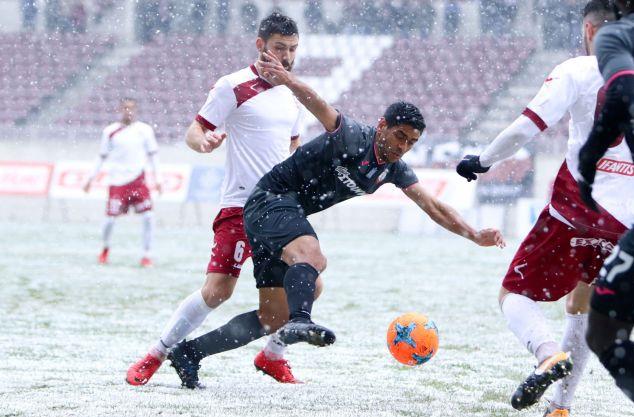 Πλήγμα για τη Ξάνθη, ενάμιση μήνα εκτός ο Λουσέρο