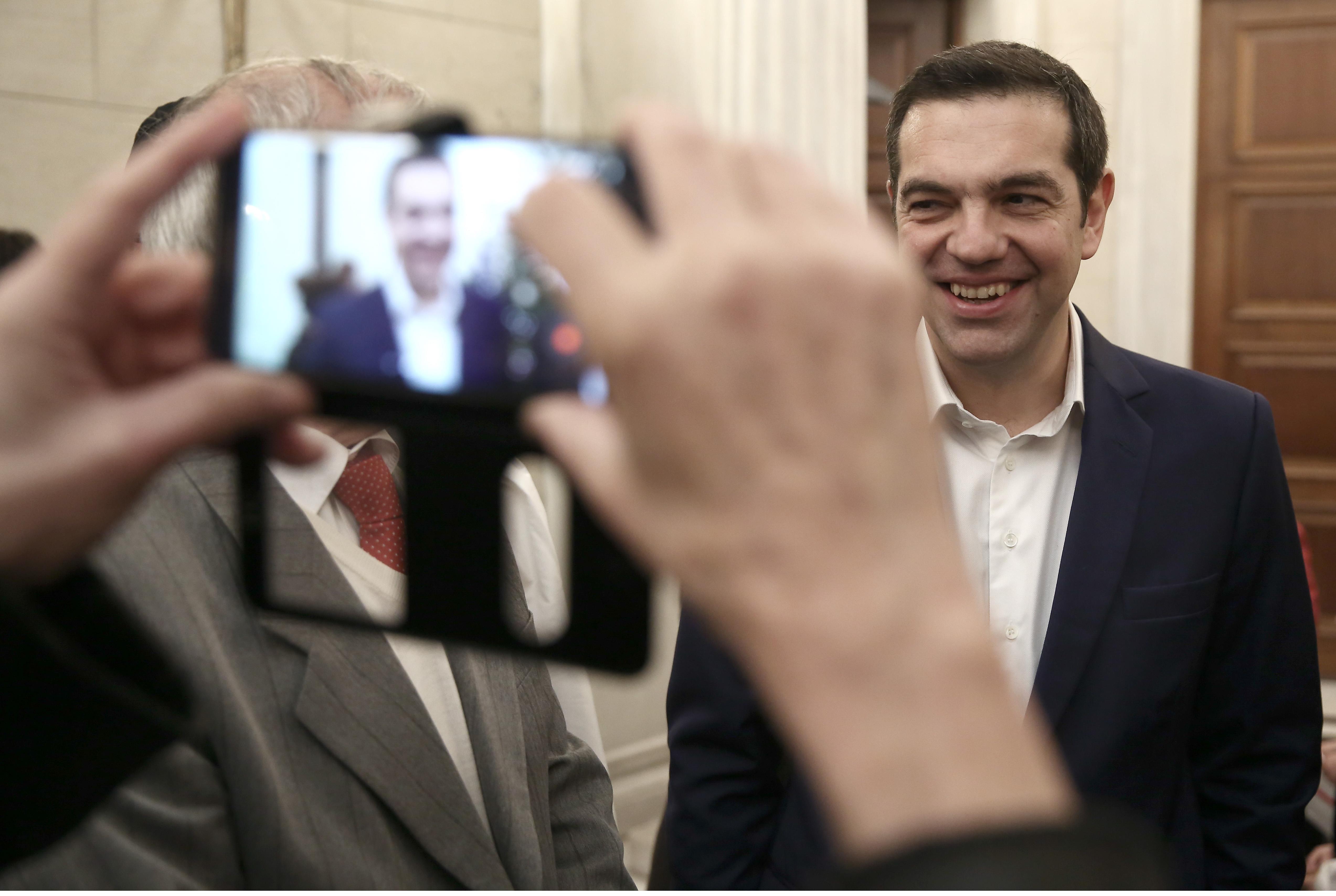 FAZ: Ο Τσίπρας απελευθερωτής της χώρας από την επιτήρηση