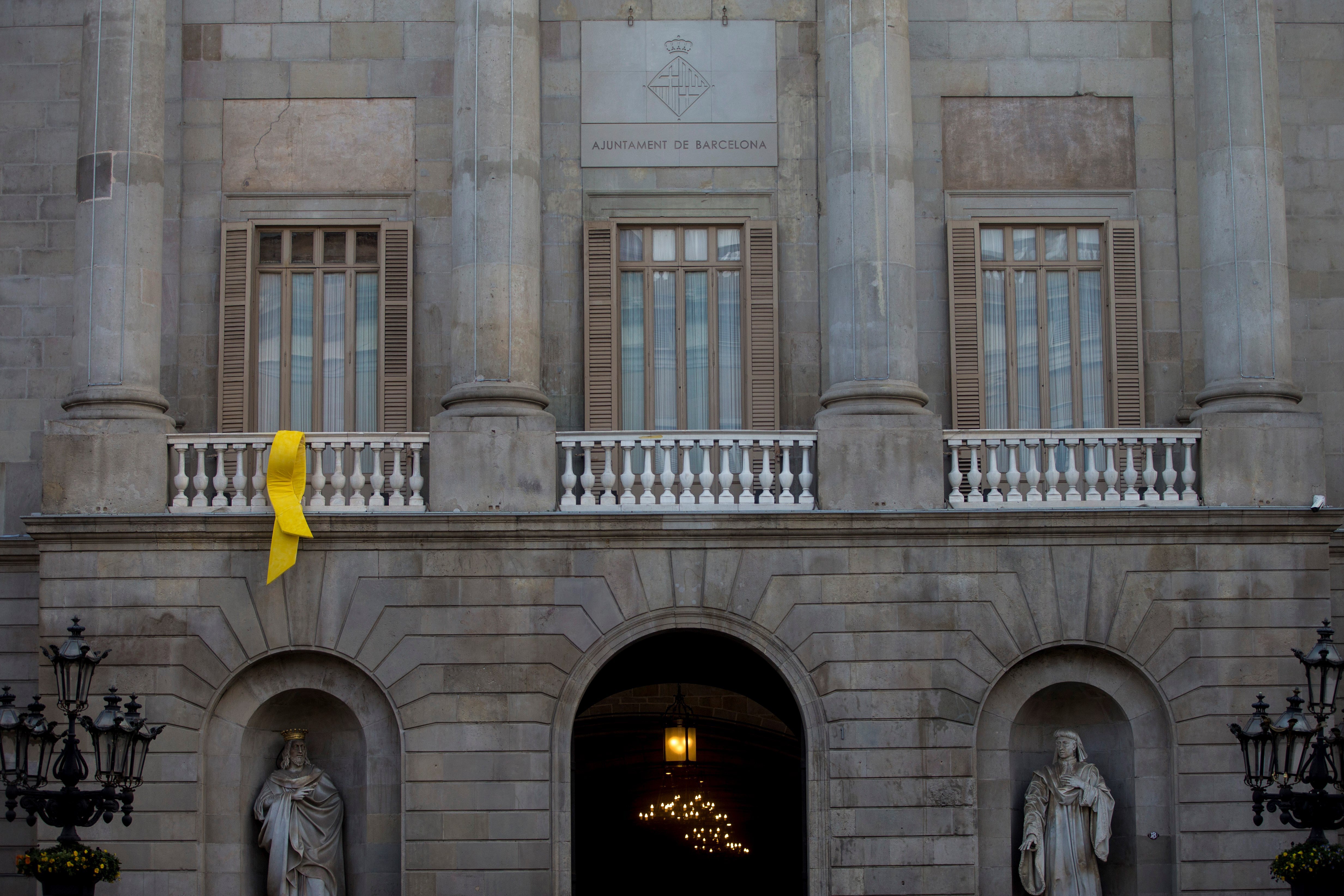 Σε ένα δισ. ευρώ αποτιμά η Μαδρίτη το κόστος της καταλανικής κρίσης