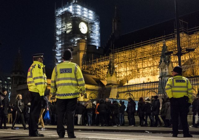 Τέσσερις δολοφονίες στο Λονδίνο την παραμονή Πρωτοχρονιάς