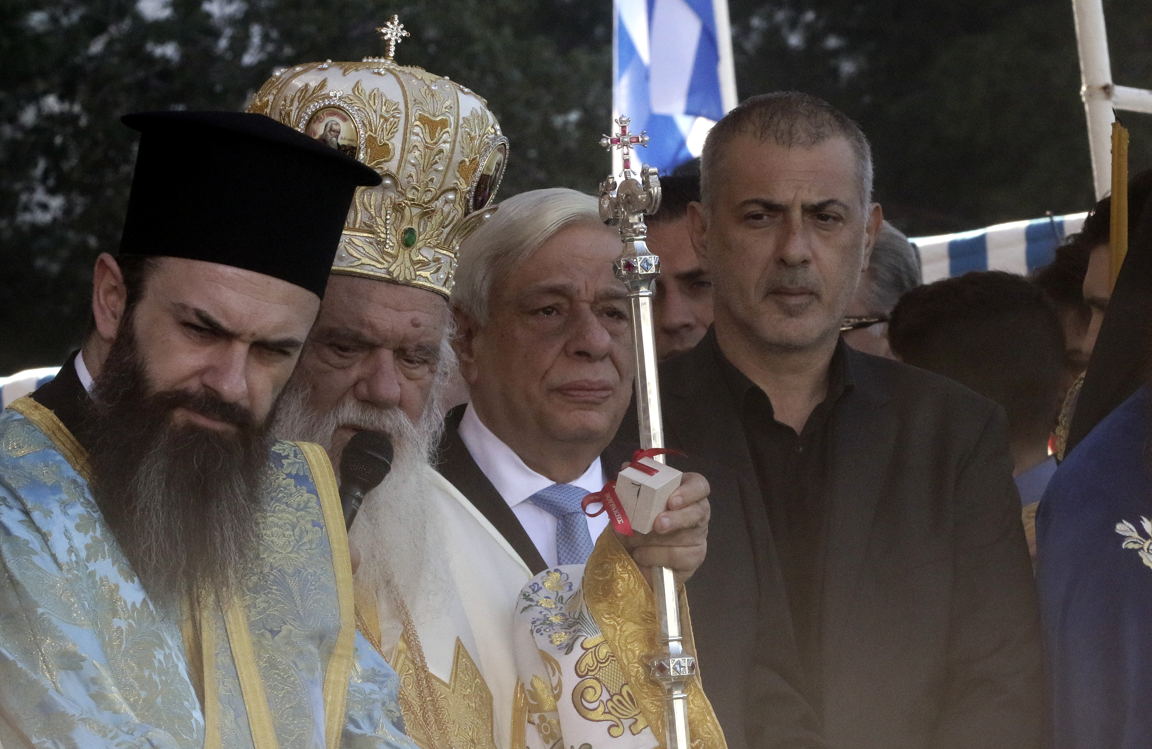 Παυλόπουλος: Τα Θεοφάνια έμπνευση για να χαράξουμε το μέλλον