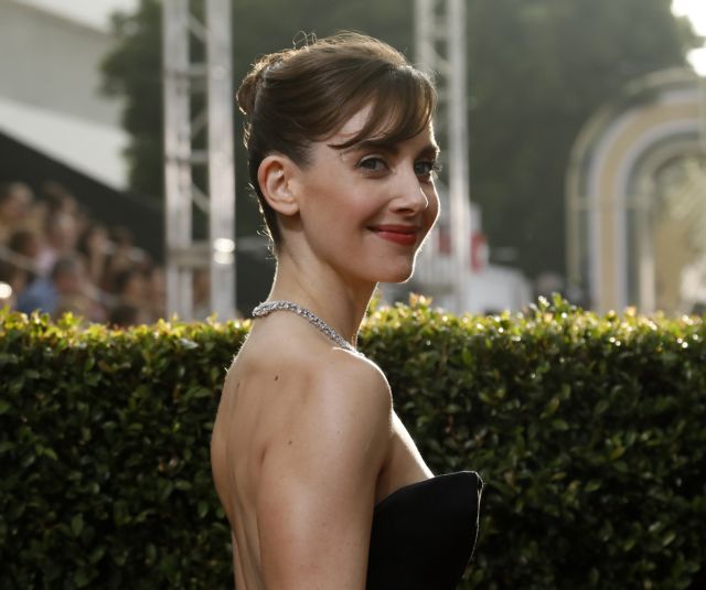 Ο Ζούλιας έντυσε την Μπρι και κέρδισε Χρυσή Σφαίρα