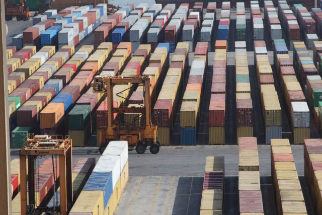ΕΛΣΤΑΤ: Αυξήθηκαν οι εξαγωγές το Νοέμβριο