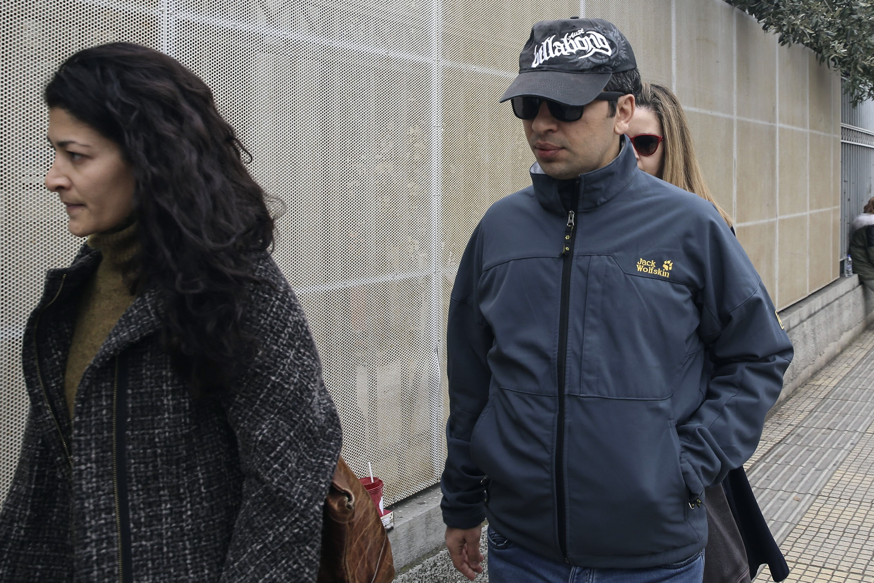 Turkish officer remanded in custody after court suspends his asylum