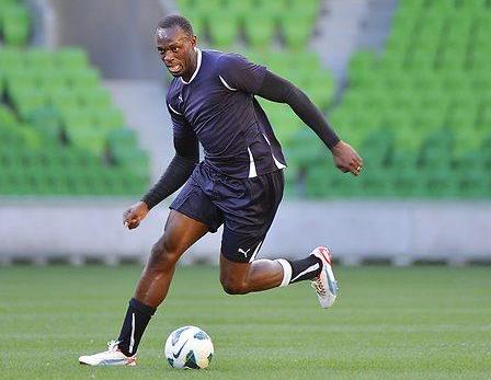 Ο Γουσέιν Μπολτ δοκιμάζεται από τη Ντόρτμουντ