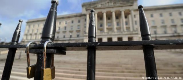 Β. Ιρλανδία: Ένας χρόνος ακυβερνησίας