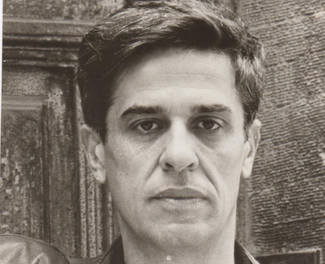 Ο Σπύρος Αλιδάκης μας μιλάει για το Hommage και τον Λευτέρη Βογιατζή