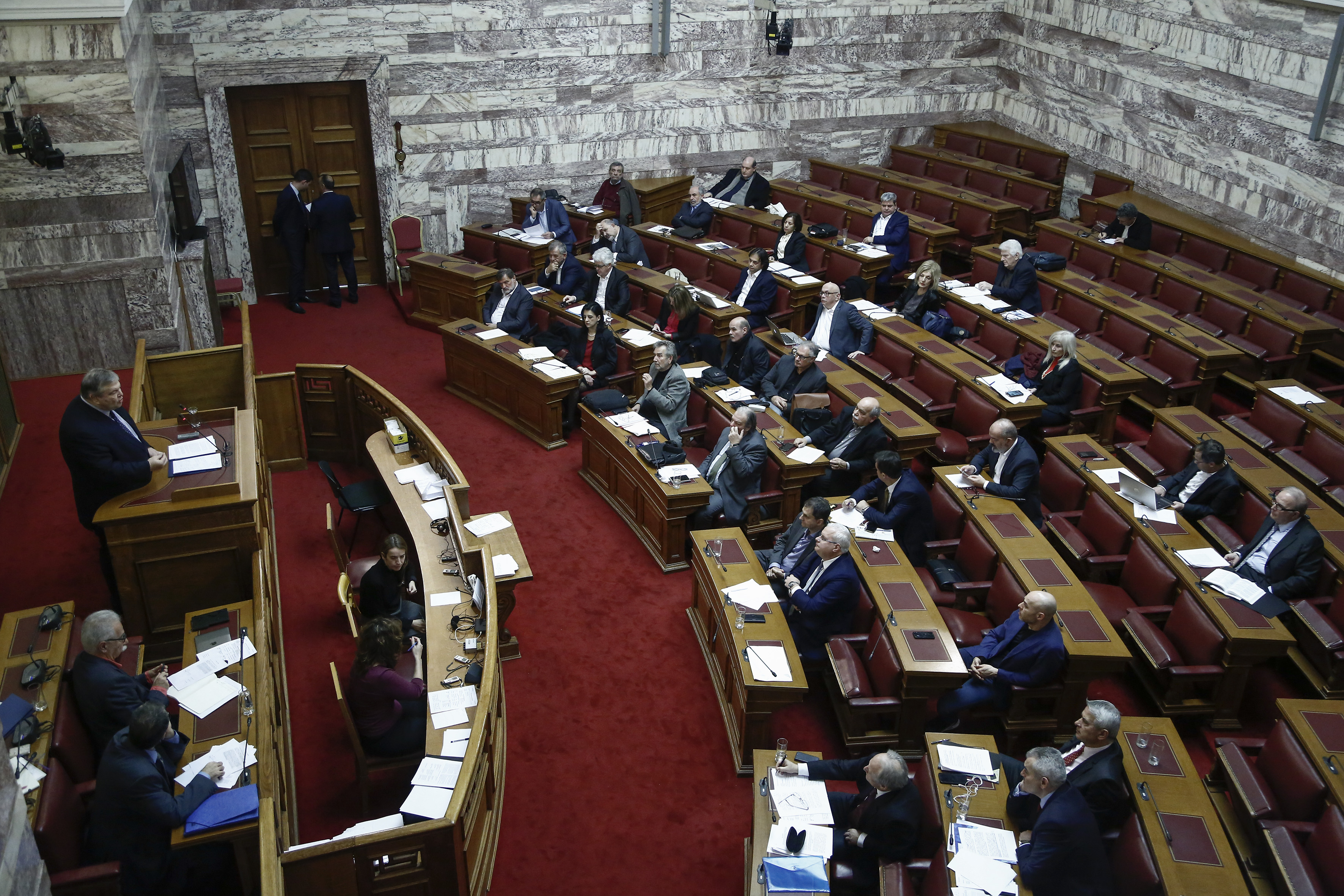 Αρχίζει η κοινοβουλευτική μάχη για το πολυνομοσχέδιο