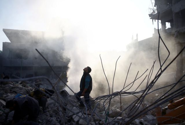 Συρία: Τουλάχιστον 24 άμαχοι νεκροί σε επιδρομές