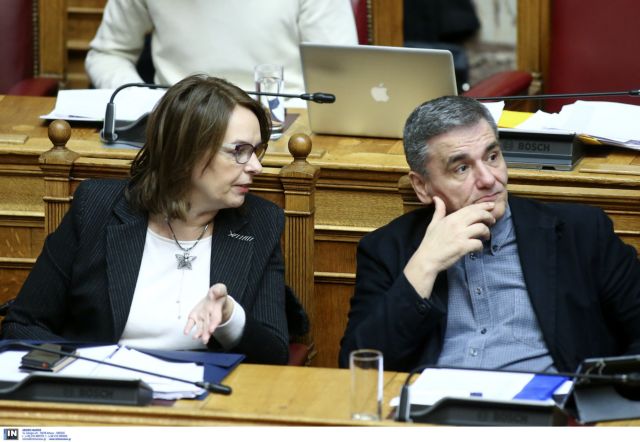 Δεν αλλάζει τίποτα με τους e-πλειστηριασμούς καθησυχάζει ο Τσακαλώτος