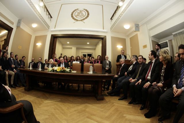 Παρατάση των ασφαλιστικών εισφορών ζητούν οι δικηγόροι