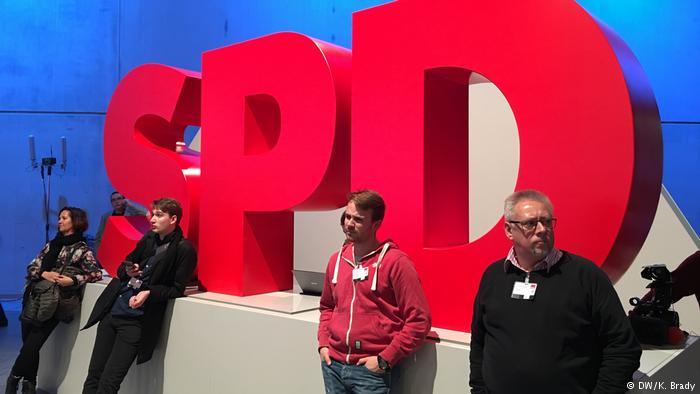 Στελέχη του SPD ζητούν τώρα βελτιώσεις στις διερευνητικές