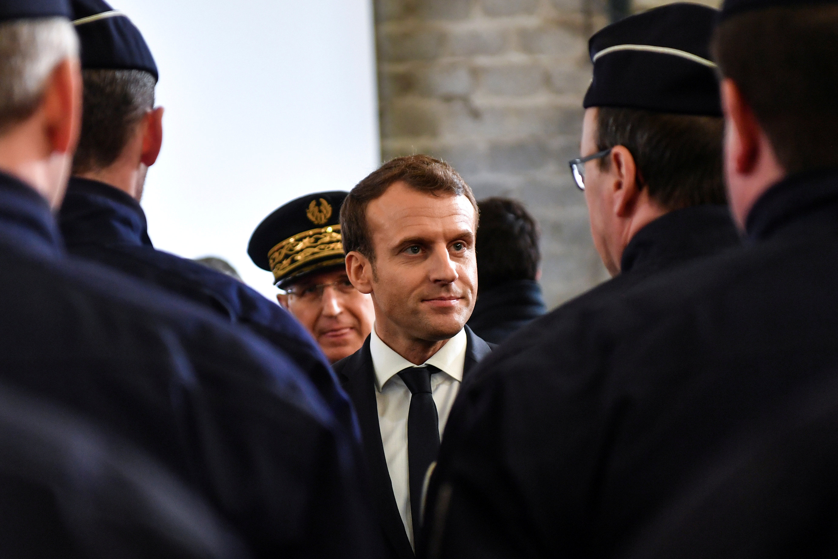 Γαλλία: «Όχι» Μακρόν σε νέο αεροδρόμιο στη Νάντη