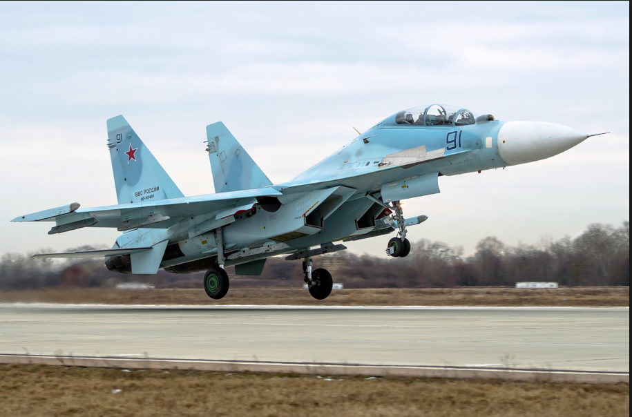 Ρωσία: Πρώτη φορά βαρέα βομβαρδιστικά προσγειώθηκαν σε αυτοκινητόδρομο