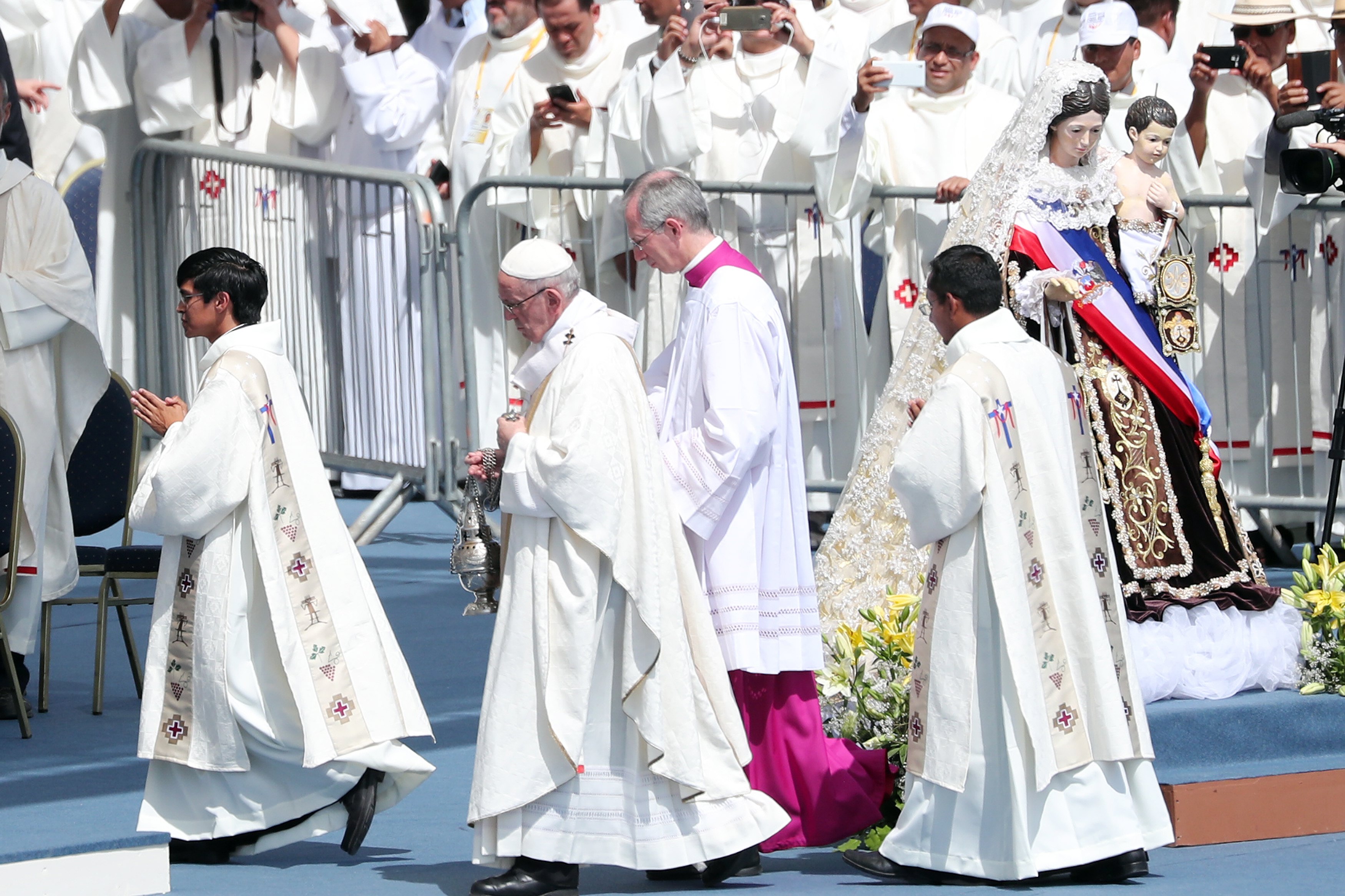 Πάπας Φραγκίσκος: Ο αποκλεισμός μεταναστών δεν είναι χριστιανική πράξη