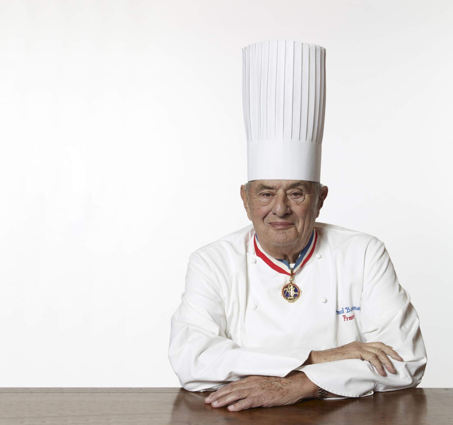 Γαλλία: Απεβίωσε σε ηλικία 91 ετών ο διάσημος σεφ Πολ Μποκίζ