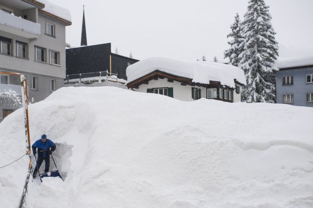 Οι χιονοστιβάδες «απειλούν» το Φόρουμ του Νταβός