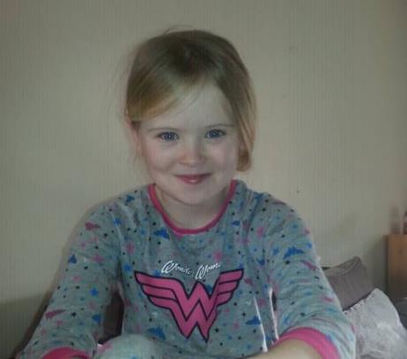 Ανέβασε φωτογραφία της κόρης του στο Facebook και μετά τη σκότωσε