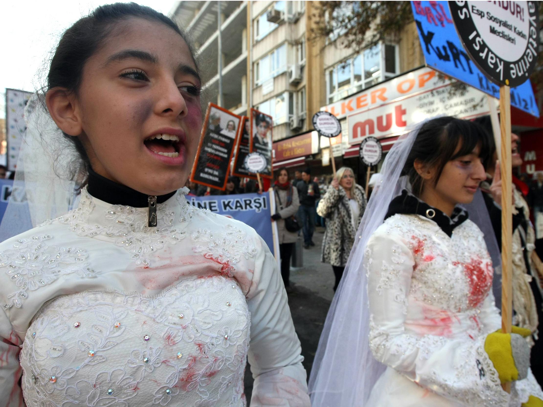 Τουρκία: Γάμοι ανήλικων κοριτσιών για να συγκαλύψουν βιασμούς