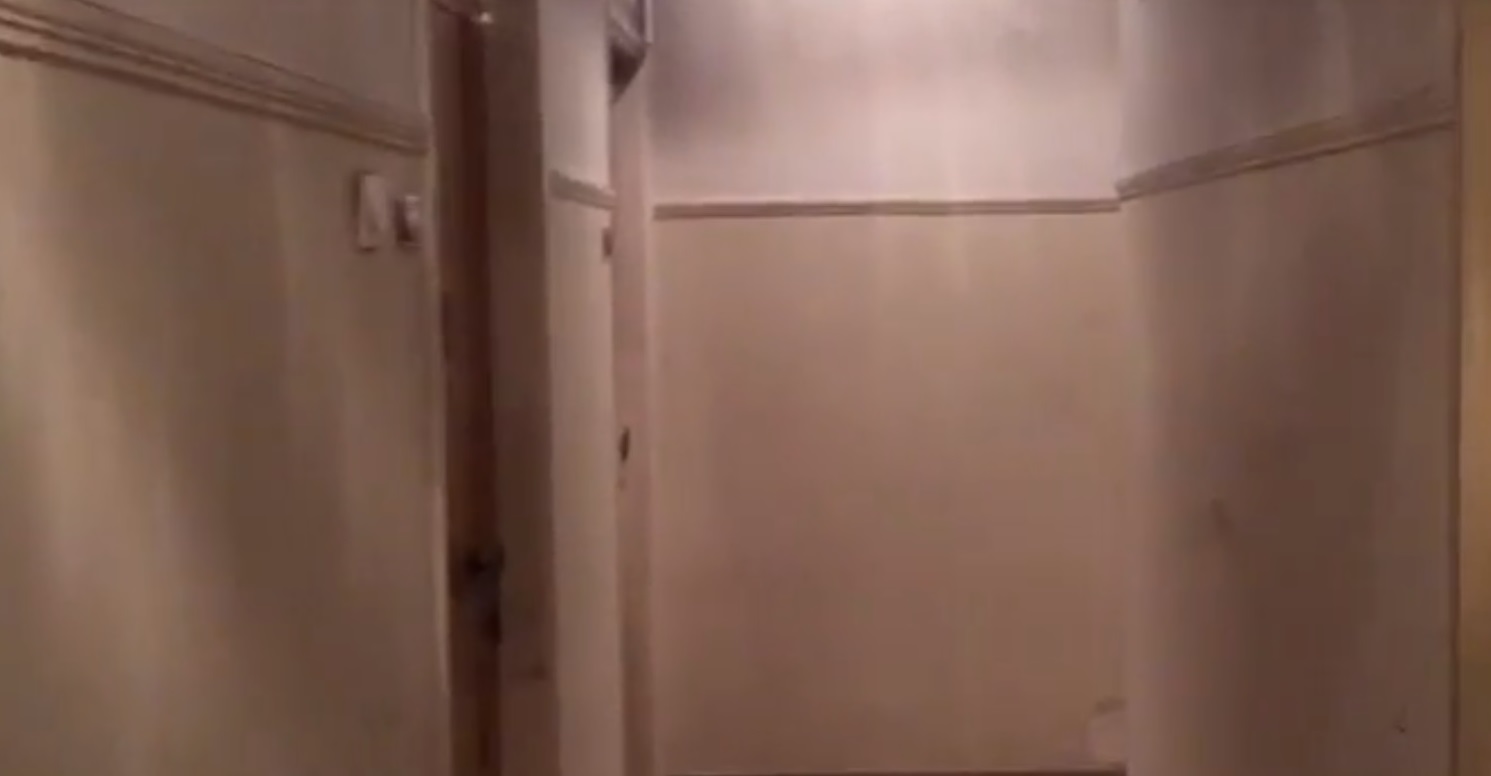 Μαρτυρία στο in.gr: Κατάμαυρο το βρέφος όταν το βγάλαμε από το καμένο διαμέρισμα [Βίντεο]