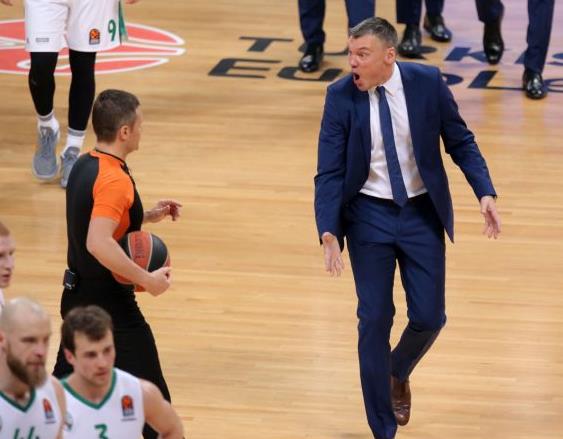 Γιασικεβίτσιους: «Οι διαιτητές έκριναν τον νικητή»