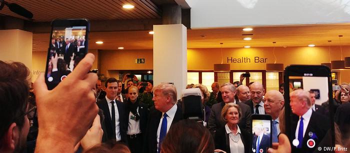 Αισιοδοξία, στενότητα και ακρίβεια στο Νταβός