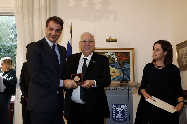 Σε θερμό κλίμα η συνάντηση Μητσοτάκη – Ρίβλιν